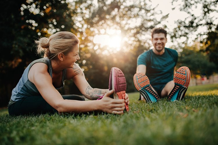 couple exercising